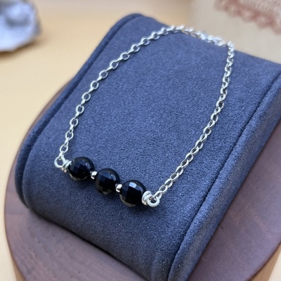 Pulseira em Prata 925 com Pedra Natural de Ônix – Proteção e Estabilidade