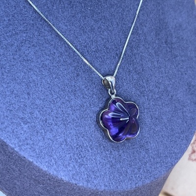 Colar com Ametista Natural em Prata 925