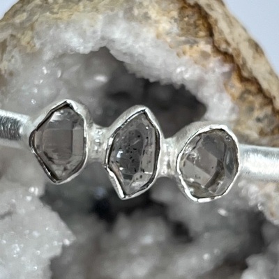 Pulseira de Quartzo Hérkimer em Prata Sterling 925 - Joia em Bruto Exclusiva