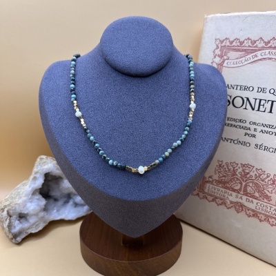 Colar de Aço Inox com Pedras Facetadas e Pérolas - Turmalina Verde