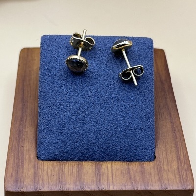 Brincos Dourados com Labradorite Natural - Minimalistas e Elegantes