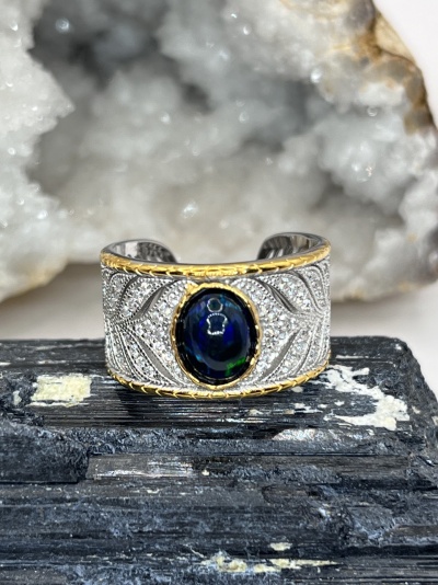 Anel Oriental em Prata 925 com Opala Preta - Sofisticação e Estilo Arrojado