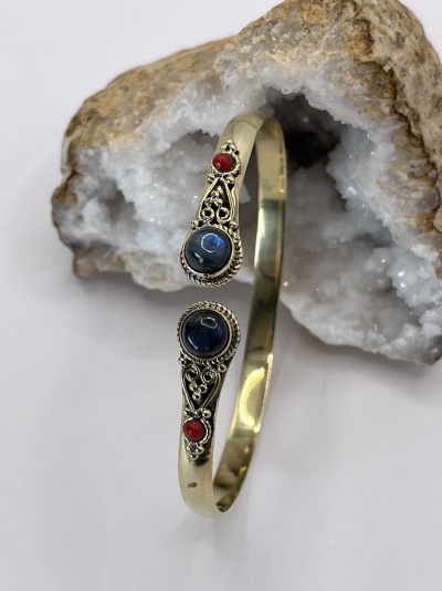 Pulseira de Bronze com Duplo Cabochão de Labradorite