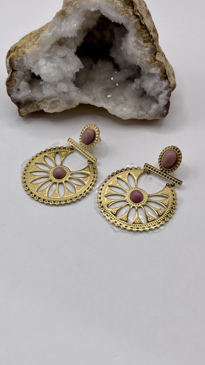 Brincos de Aço Inoxidável com Roseta e Cabochões Rosa Nude - Delicadeza e Elegância Natural