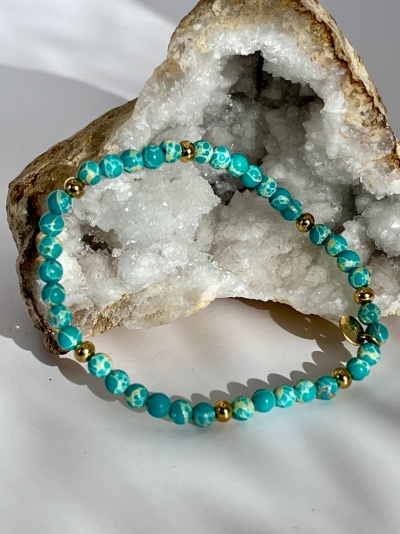 Pulseira Elástica de Contas de Ágata Azul Turquesa - Elegância e Versatilidade