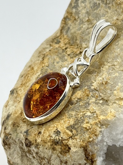 Pendente de Âmbar e Prata 925