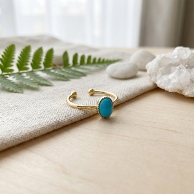 Anel Fino Banhado a Ouro 18k com Amazonita - Ajustável e Minimalista
