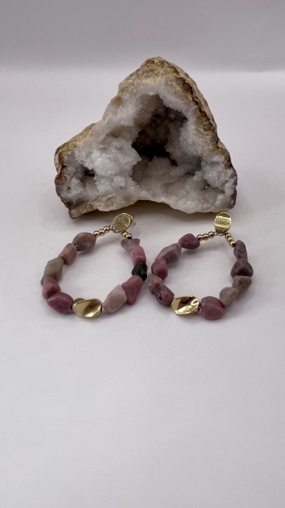 Brincos em Aço Inoxidável com Lascas de Pedra Natural Rosa Velho - Leves e Elegantes