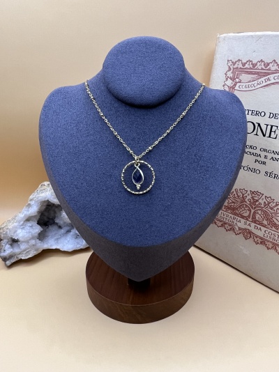 Colar Clementina: Elegância com Ametista