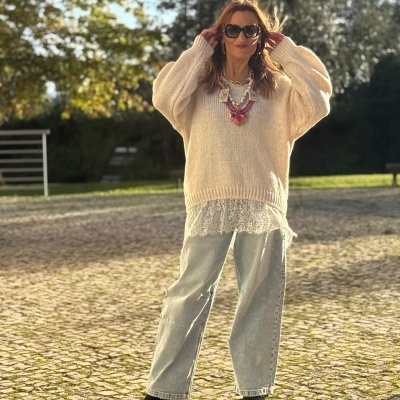 Camisola ESO ME VA A DOLER - bege