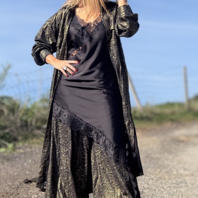 Calças ME PONGO BORRACHA - dourado