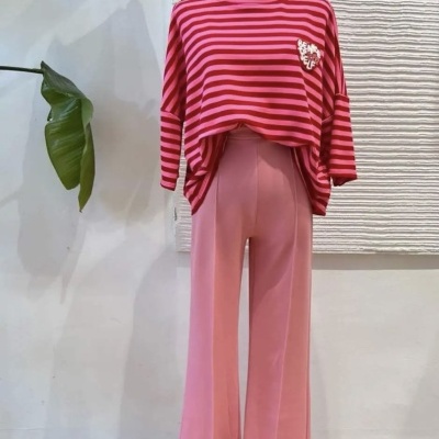 T-shirt GRACIOSA - rosa escuro