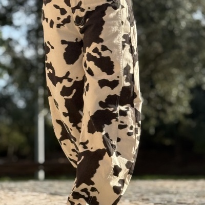 Calças POR LA MITAD