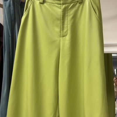 Calças TE ACOMODASTE