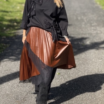 Saia ALTO RIESGO - caramelo