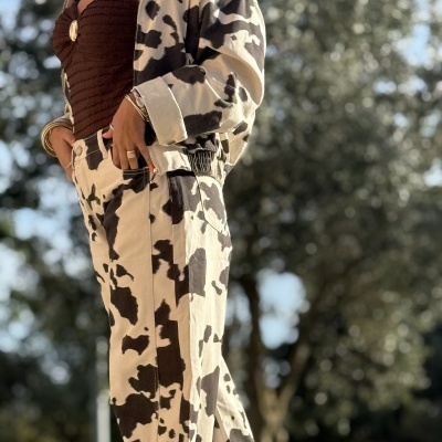 Calças POR LA MITAD