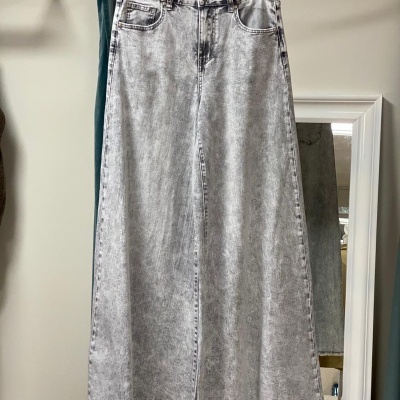 Calças DEMASIADO TARDE - cinza