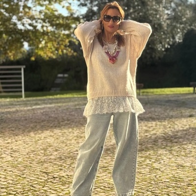 Camisola ESO ME VA A DOLER - bege