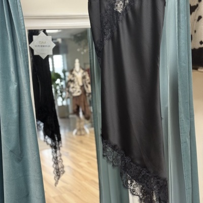 Túnica UN BESO PA MAMI - preto