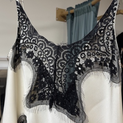 Top de cetim ME PONGO PEOR