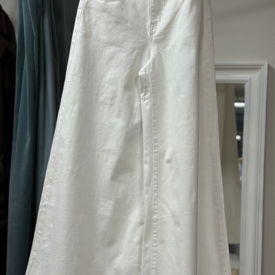 Calças DEMASIADO TARDE - brancas