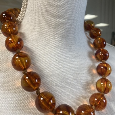 Colar BELLA (translúcido) - camel