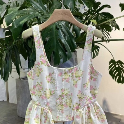 Top OTRA COSA ES OTRA COSA (LUMINA)