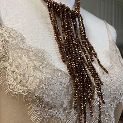 Colar DE FIESTA castanho