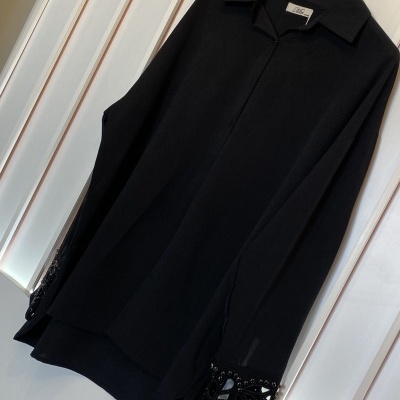 Camisa MANOS LARGAS preta