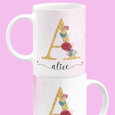 Caneca Alfabeto Dourado