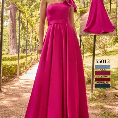 X&M - VESTIDO ASSIMÉTRICO COM LAÇO