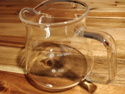 Jarro em vidro transparente