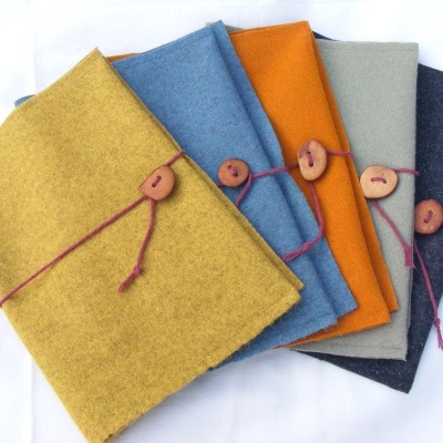 Capa para Livro em Burel