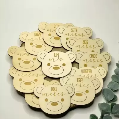 Placas Milestones - Ursinho em Madeira