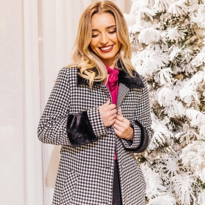 SOBRETUDO SILVINA CAMPOS I24FAZ31MAX01