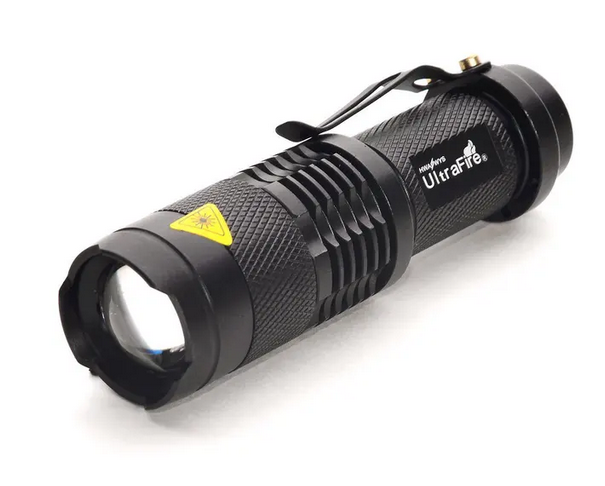 Lanterna Pro UltraFire SK68  300 Lumens 100 original Lanterna Pro UltraFire SK68  300 Lumens 100 original