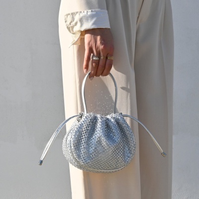 Pochette com pega
