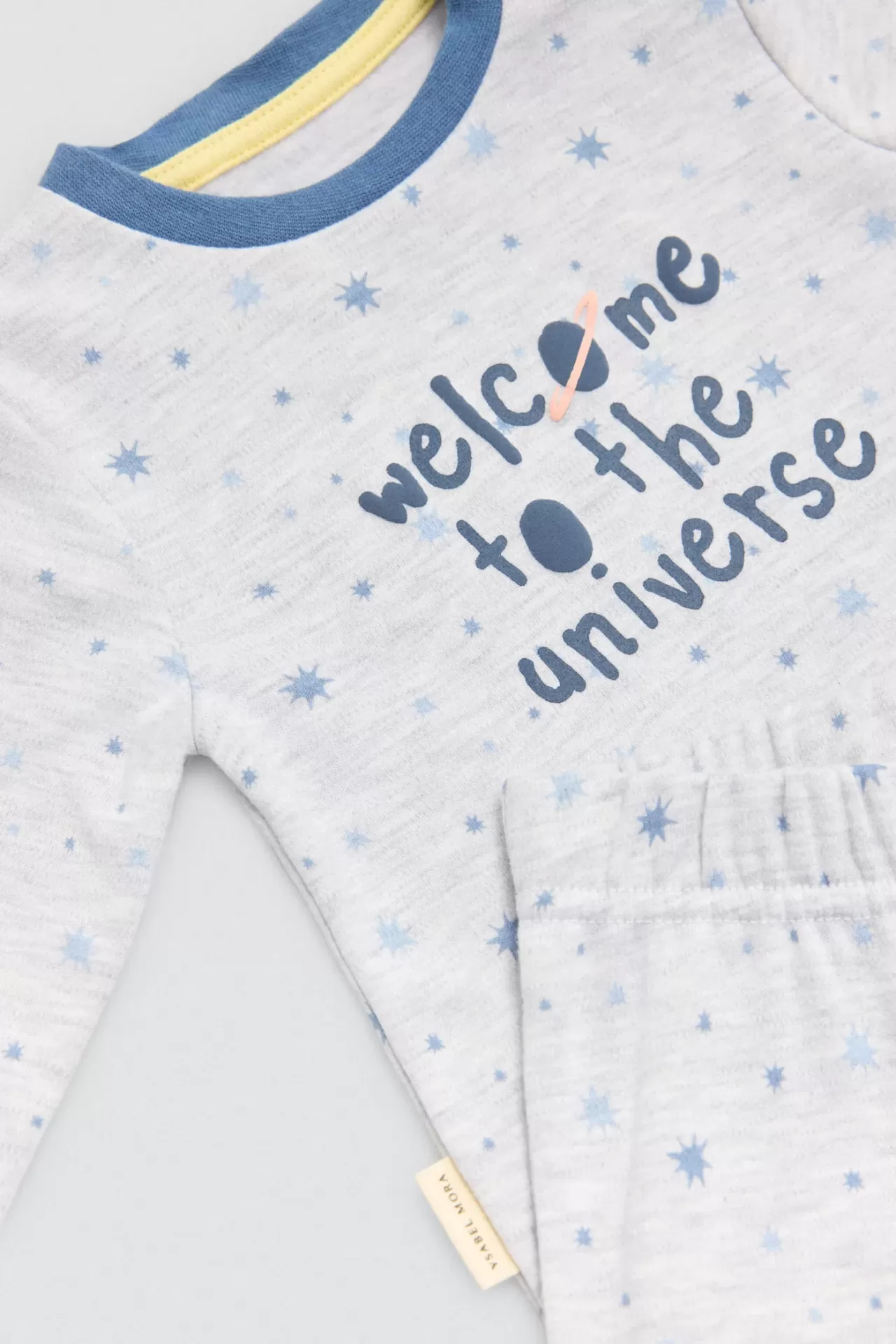 YSABEL MORA Pijama Universe