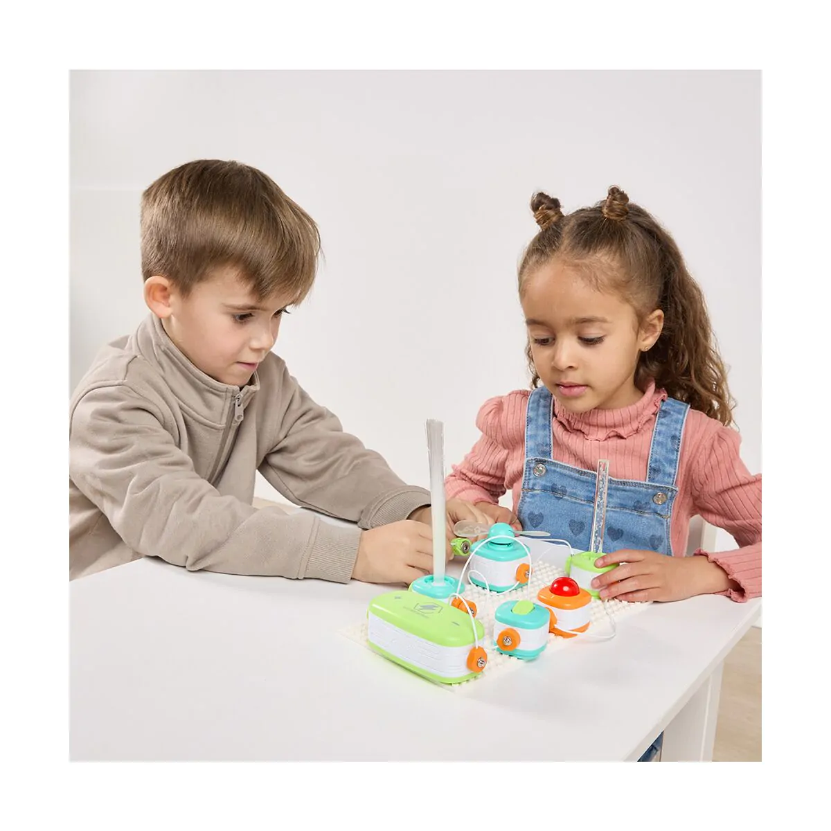 MINILAND Circuit Genius