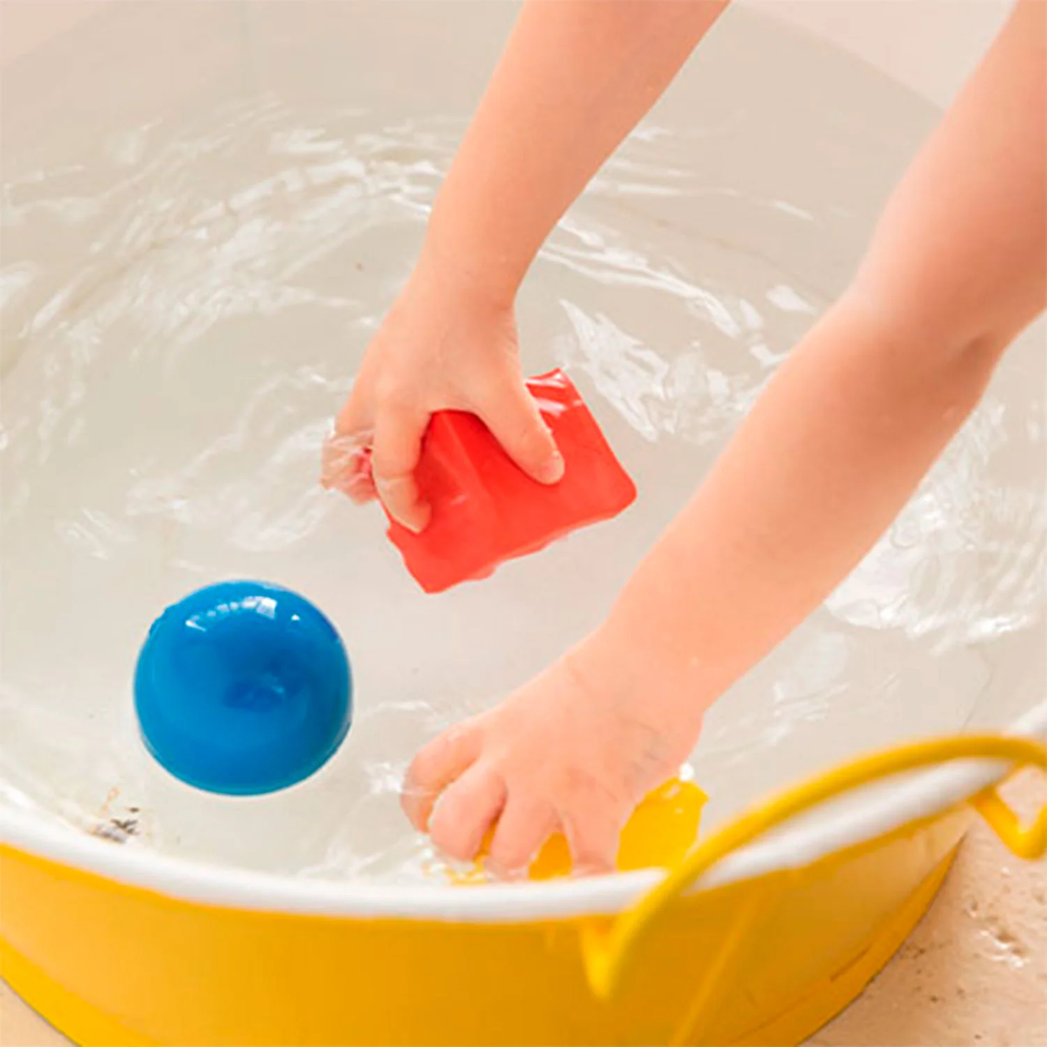 Oli & Carol Geometric Figures Basic