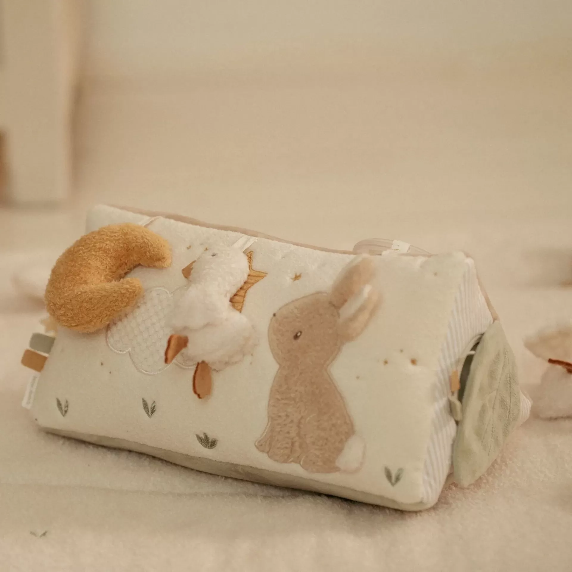 LITTE DUTCH Triângulo de Atividades Newborn Naturals