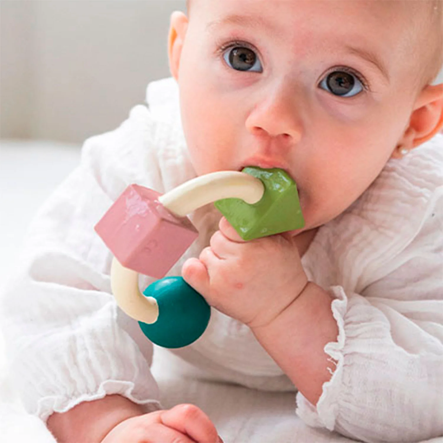 Oli & Carol Teething Ring Soft