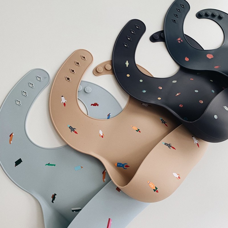 MUSHIE Babete Silicone Print Retro Cars