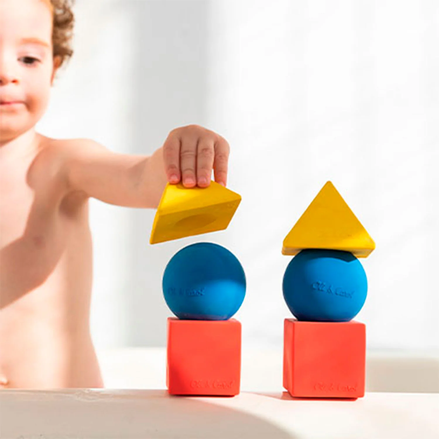 Oli & Carol Geometric Figures Basic