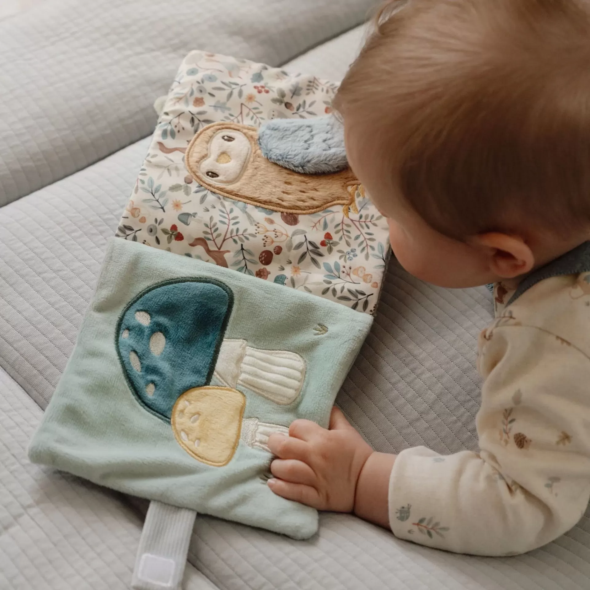 LITTLE DUTCH Livro Atividades Macio Forest Friends