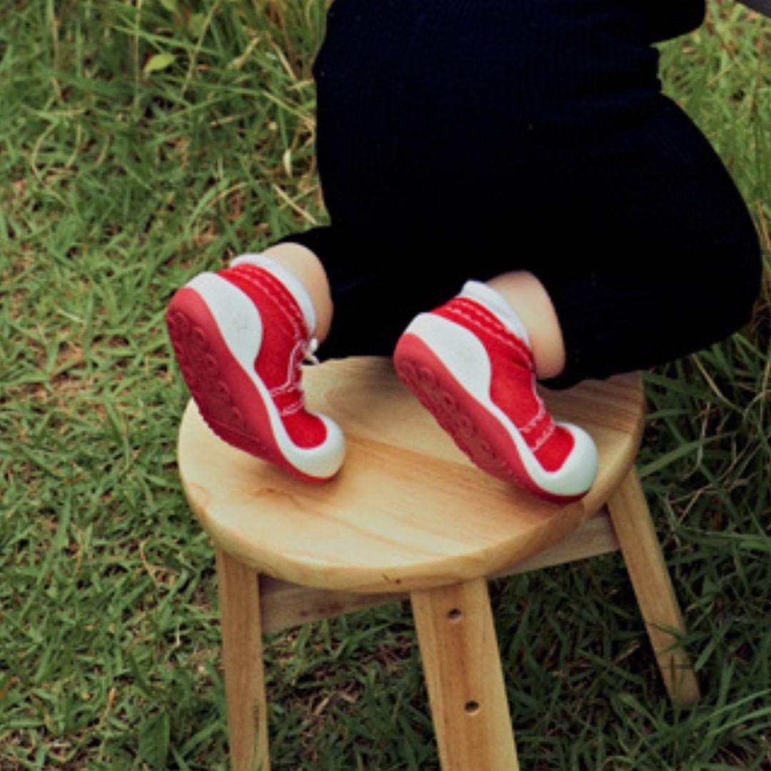 Attipas New Star Red