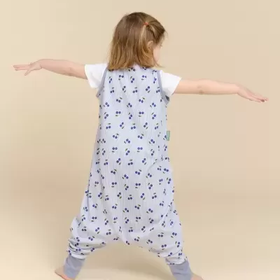 MOLIS&CO Macacão de Dormir - Cerejas - TOG 0,5