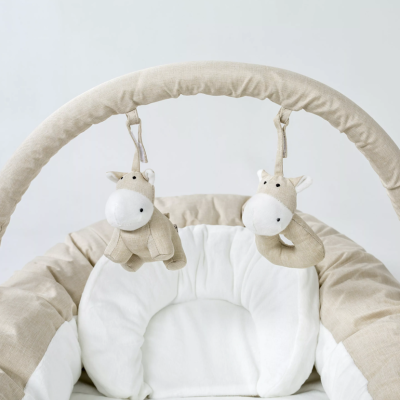 Ninho com Arco de Brinquedos Beje Onna