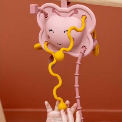 TRIXIE Brinquedo de Puxar Silicone  Mrs. Butterfly