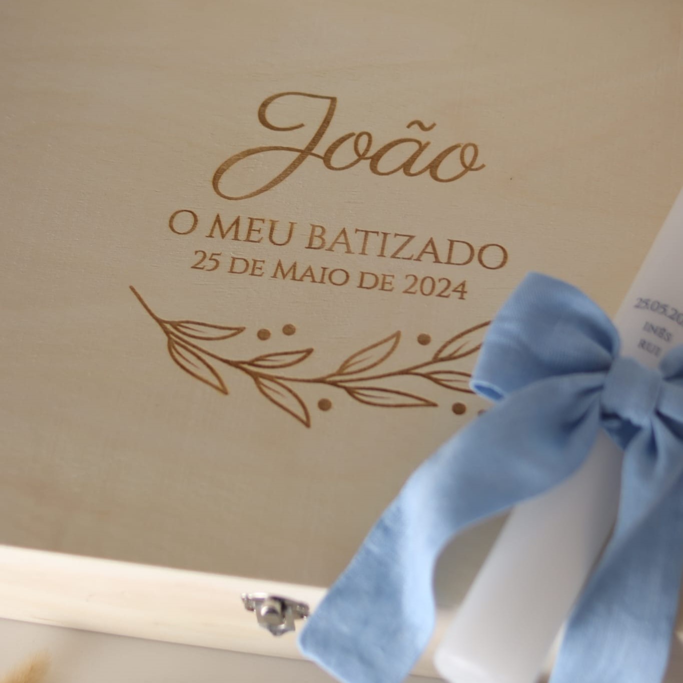 Conjunto de batizado - caixa clássica de madeira